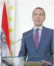  ?? FOTO: DPA ?? Die Aussichten von Österreich­s Kanzler Christian Kern (SPÖ) auf eine Wiederwahl schwinden.