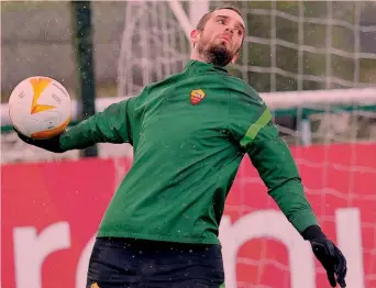  ?? LAPRESSE ?? Tocca a lui Pau Lopez, 25 anni, in questa stagione in Serie A ha giocato solo al Ferraris contro il Genoa