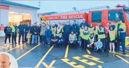  ?? PHOTO/ SUPPLIED ?? Thengongot­aha¯ Volunteer Fire Service and Salvation Army collected 1857 items of food for the Foodbank.