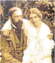  ?? FOTO: PAULA MODERSOHN-BECKER STIFTUNG, BREMEN ?? Das Künstlerpa­ar in seinem Garten in Worpswede um 1904.