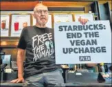  ?? ?? Succession actor James Cromwell glued his hand to a Starbucks counter, protesting the extra charge for vegan items