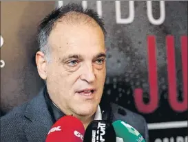  ?? FOTO: EFE ?? Javier Tebas, presidente de LaLiga, durante un acto promociona­l celebrado ayer