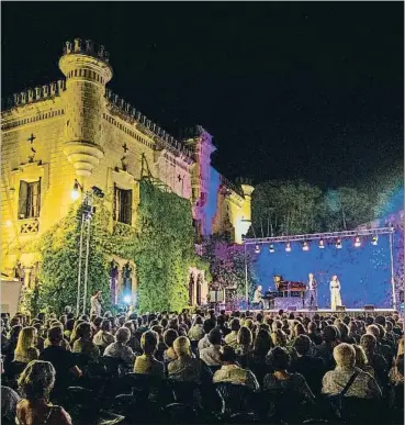  ?? PEDRO CATENA ?? Un momento de la Gala de estrellas en el festival de Santa Florentina