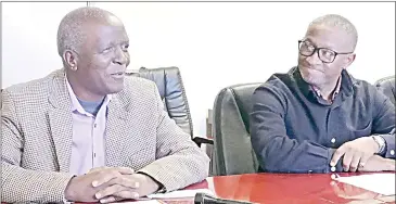  ?? (File pic) ?? Minister of Housing and Urban Developmen­t Prince Simelane (L) and the Principal Secretary Clifford Mamba.