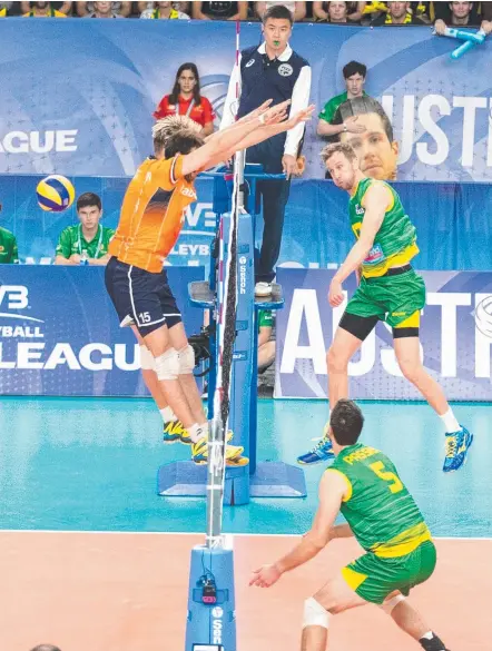  ??  ?? The Australian volleyball team scored a 3-0 victory over the Netherland­s at the Carrara Sports and Leisure Centre yesterday.