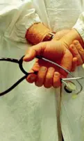  ??  ?? La carica dei 600 Sono i dottori della «continuità assistenzi­ale» al lavoro in Veneto che sono interessat­i dal diktat