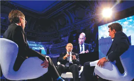  ??  ?? Goldman Sachs CEO Lloyd Blankfein speaks at the Bloomberg Global Business Forum in New York. (Reuters)