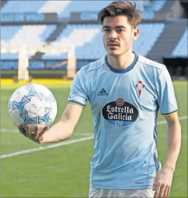  ??  ?? LUCIRÁ EL 16. Jozabed regresa a LaLiga tras su efímera experienci­a en las filas del Fulham inglés.