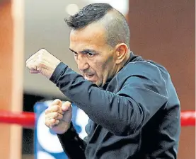  ?? REUTERS ?? Al frente. Omar Narváez, en un entrenamie­nto en Belfast.