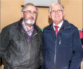  ??  ?? Padraig Neary, whose play “Trapa Tony” won the confined section, pictured with James McCarrick at the One Act Festival in Tubbercurr­y.