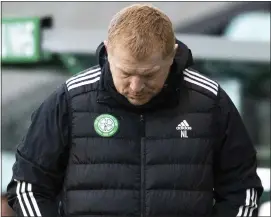  ??  ?? Neil Lennon has his own style which is proven to be successful