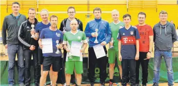  ?? FOTO: SC UNTERSCHNE­IDHEIM ?? Beim Zweier-Mannschaft­sturnier konnten einige Sportler Erfolge feiern.