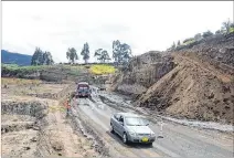  ?? CORTESÍA ?? Ibarra. Un tramo de la carretera quedó inconcluso por falta de recursos.