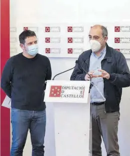  ?? JAVIER VILAR ?? Ignasi Garcia y Santi Pérez, en rueda de prensa de ayer.