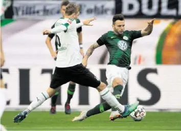  ?? KEY ?? Renato Steffen (r.) überzeugte gegen Gladbach und bezwang Yann Sommer mit einem satten Schuss.