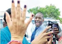  ??  ?? Gillum campaigns in Plantation, where he got an endorsemen­t from the Florida arm of Moms Demand Action for Gun Sense in America.