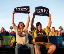  ??  ?? Colère et peur. Des supporteur­s de Donald Trump expriment leur ras-lebol à Tampa (Floride), le 24 octobre.