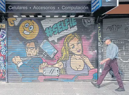  ?? Fotos de patricio pidal/afv ?? El arte urbano contratado, una forma de combatir al vandalismo