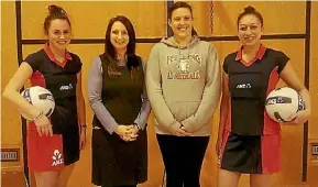  ?? PHOTO: SARAH RENNIE/SUPPLIED ?? Members from the Feilding Netball Club with Penelope Vickery and Jenny Hooper of ANZ Feilding.