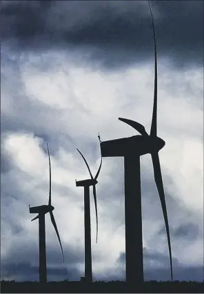  ?? PICTURE: BEN CURTIS/PA WIRE ?? POWER PLAY: Onshore wind farms are a favourite ethical investment.