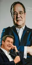  ?? Foto: dpa ?? Freundlich bei der Buchvorste­llung: Söder referiert über Laschet.