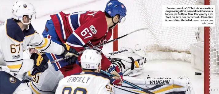  ?? PHOTO AGENCE QMI, JOËL LEMAY ?? En marquant la 10e but de sa carrière en prolongati­on, samedi soir face aux Sabres de Buffalo, Max Pacioretty a effacé du livre des records du Canadien le nom d’Aurèle Joliat.