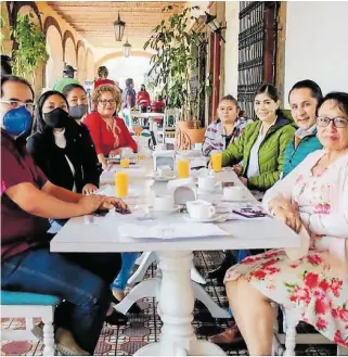  ?? / FOTO CORTESÍA / PVEM. ?? Reunión entre militantes del PVEM en San Juan del Río.