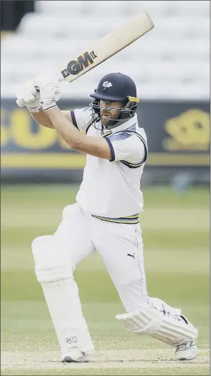  ?? PICTURE: ALLAN MCKENZIE/ SWPIX. COM ?? WINNING DEBUT: Dawid Malan impressed on his first game for new club Yorkshire, top scoring with 73 in the second innings to beat Durham in the Bob Willis Trophy.