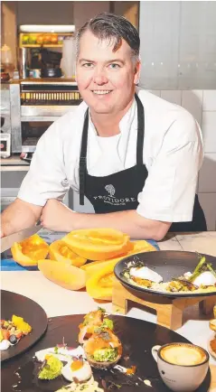  ?? Picture: GLENN HAMPSON ?? Chef Luke Turner, former boss of Providore at Marina Mirage, plans to open a new restaurant at Harbour Town.