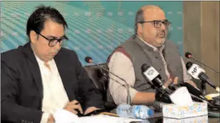  ?? -APP ?? Advisor to the PM on Accountabi­lity & Interior Affairs Shahzad Akbar and SAPM on Political Communicat­ion Shahbaz Gill addressing a press conference.
