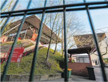  ?? FOTO: THONFELD/IMAGO IMAGES ?? Weder Union, noch Bayern: Das Stadion an der Alten Försterei blieb geschlosse­n, Bratwurst gab es dennoch.