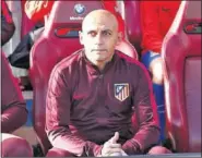  ??  ?? TÉCNICO. Villacampa, entrenador del Atlético.