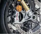  ??  ?? RIGHT: Brembo Stylema calipers bite big 330mm discs at the front