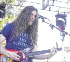  ?? CONTRIBUTE­D BY SUZANNE CORDEIRO ?? Kurt Vile and the Violators performs on the Austin Ventures stage Sunday.