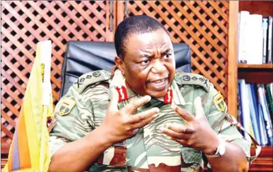  ??  ?? Gen Chiwenga