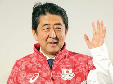  ??  ?? Ο Άμπε ήταν εκείνος που έπαιξε καθοριστικ­ό ρόλο στην εξασφάλιση της επιστροφής των Ολυμπιακών Αγώνων στην Ιαπωνία και το Τόκιο, μετά το 1964.