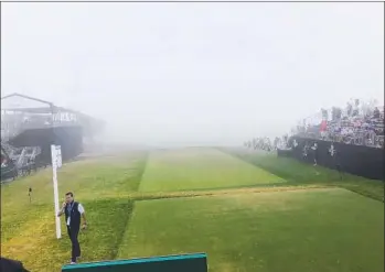  ?? KIRK KENNEY U-T ?? Fog forced a 90-minute delay to the opening round of the 2021 U.S. Open at Torrey Pines on Thursday.