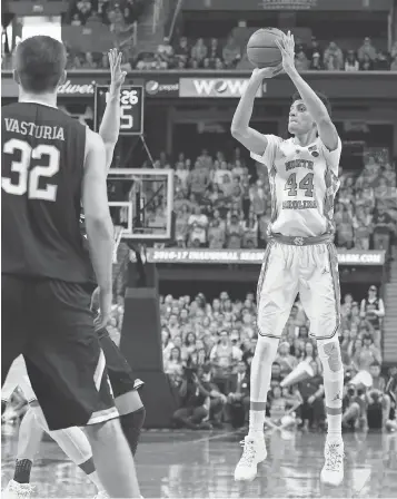  ?? ROB KINNAN, USA TODAY SPORTS ?? Justin Jackson, right, leads North Carolina in scoring with 18.6 points per game.