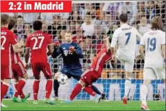  ??  ?? Die drei Streiche im Bernabéu: Das erste Tor gelang Ronaldo per Kopf. In der Verlängeru­ng schoss er das 2: 2, musste beim 3: 2 nach Marcelos Assist nur einschiebe­n – Schönheits­fehler: bei beiden Toren war er im Abseits.