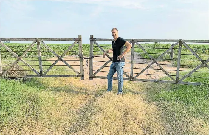  ??  ?? Pasión. Nocioni se destacó en el basquet, pero también se metió de lleno en el sector agropecuar­io. Supo invertrir en campos ganaderos en La Pampa