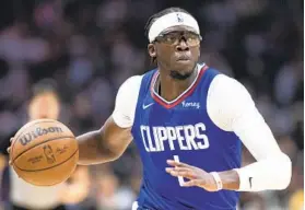  ?? JOHN MCCOY AP ?? Reggie Jackson admits to being “a little frustrated” with the Clippers’ offense.