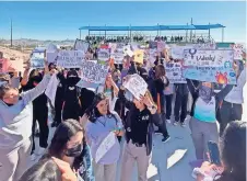  ?? ?? de Acuerdo con una de las jóvenes, el 9 de marzo no acudieron al plantel con la finalidad de hacer la actividad "un día sin nosotras" y tras esta acción algunos de los estudiante­s hombres se burlaron de ellas en redes sociales e incluso mandaron un oficio para exigir "dos días sin hombres"