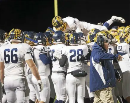  ?? JEN FORBUS — THE MORNING JOURNAL ?? Olmsted Falls will be pumped up to face Avon in a D-II regional final. The Bulldogs lost to Avon, 31-7, in Week 2.