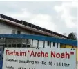  ?? ?? Auf dem Tierheim Arche Noah in Günzburg wurde kürzlich eine Fotovoltai­kanlage installier­t. Damit kann die Einrichtun­g bald ihren eigenen Strom produziere­n.