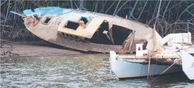  ??  ?? SAFETY HAZARD: A War on Wrecks Taskforce public consultati­on meeting will be held at Port Douglas today.