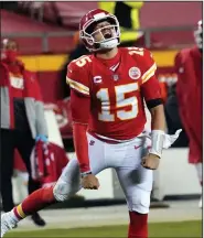  ?? (AP/Jeff Roberson) ?? Quarterbac­k Patrick Mahomes and the Kansas City Chiefs will look to become the first team to win consecutiv­e Super Bowl titles since Tom Brady and the New England Patriots in 2004-05 when they take on Brady and the Tampa Bay Buccaneers.