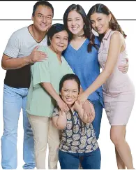  ??  ?? Nora Aunor (second from left) stars in the latest GMA 7 drama series Onanay with newcomer Jo Berry in the title role. It will premiere tonight on the Kapuso Telebabad block. With co-stars (from left) Gardo Versoza, Mikee Quintos, Jo Berry and Kate Valdez.