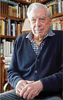  ?? Foto: dpa ?? In den fast 60 Jahren seines Schaffens hat Mario Vargas Llosa 60 Bücher geschriebe­n. Seit vielen Jahre lebt er in Madrid.