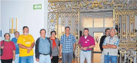  ??  ?? Die aufwendig renovierte­n Gebäude des barocken Ensembles erstaunen die Besucher beim Rundgang.