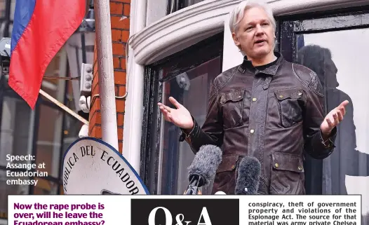  ??  ?? Speech: Assange at Ecuadorian embassy